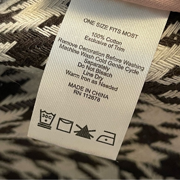 JESSIE STEELE Apron Houndstooth Print with Pink Trim - Picture 9 of 9